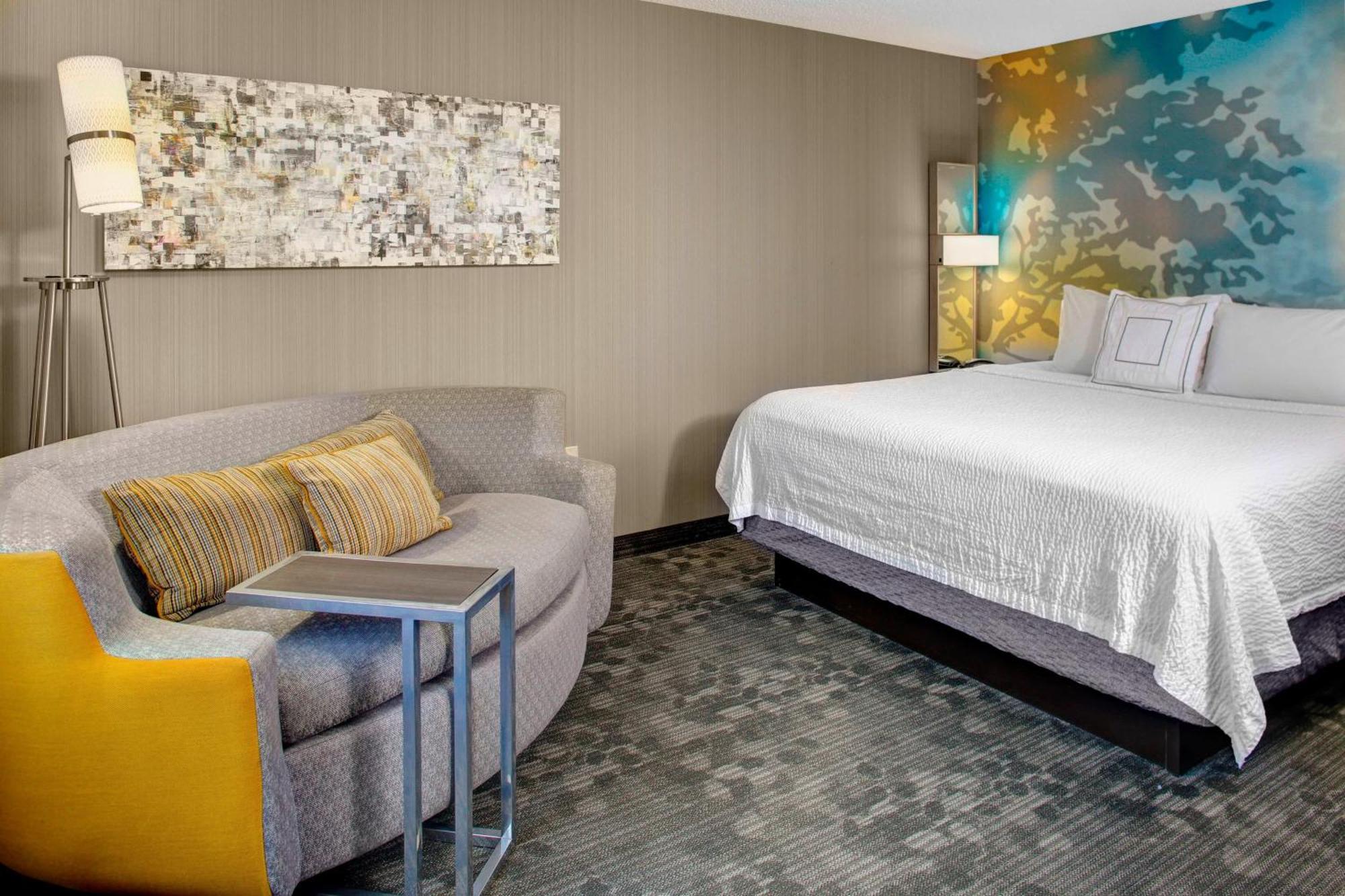 Courtyard Cleveland Airport South Hotel Middleburg Heights Bagian luar foto